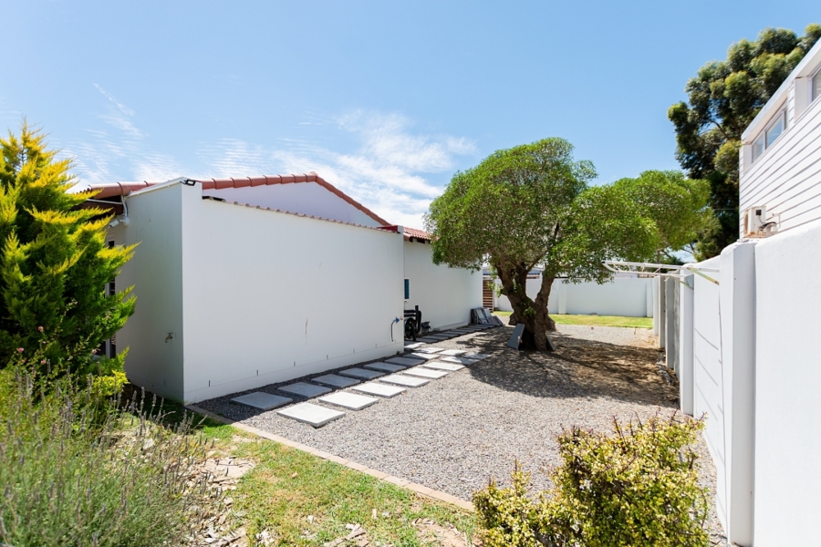 3 Bedroom Property for Sale in Langebaan North Western Cape